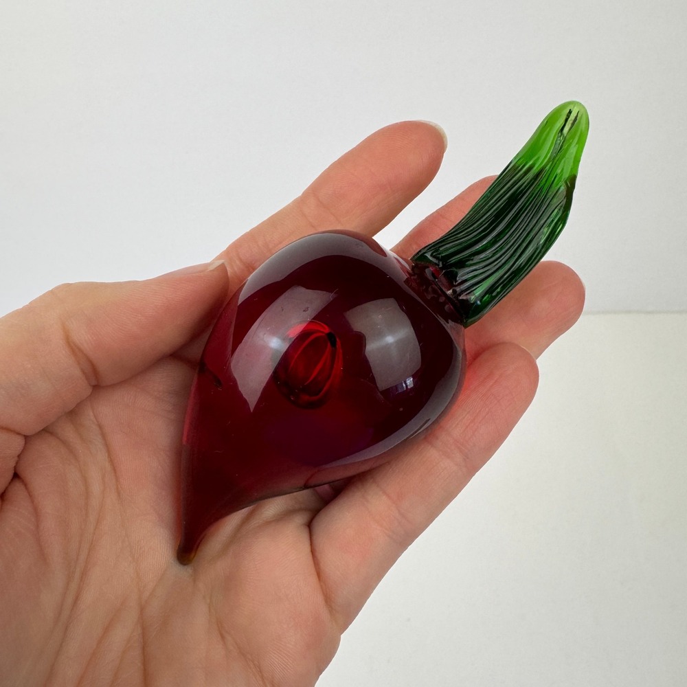 Vtg Small Heavy Glass Red Beet‎ Pepper Green Stem Decor Collectible Vegetable